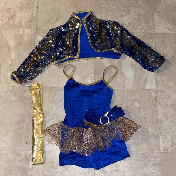 Dance costume size: kids medium - Picture 1 of 5